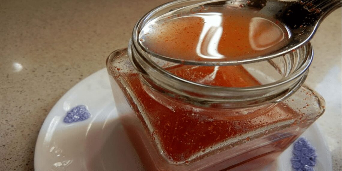 Treat Bad Coughs and Remove Mucus From Lungs Using This Home Remedy