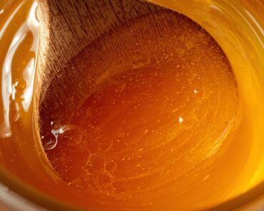 Drink Honey Water on an Empty Stomach – The Transformation Will Surprise You Drink Honey Water on an Empty Stomach – The Transformation Will Surprise You
